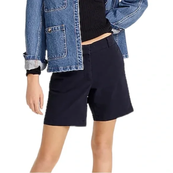 J.Crew 7” Stretch Classic Chino Shorts in Navy - Picture 1 of 5